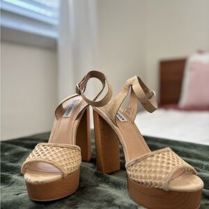 Steve Madden Beige and Tan Platform Heels